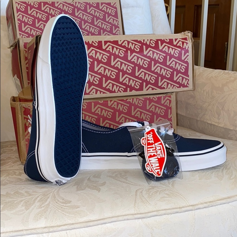 Vans Navy Authentic Skate Shoes blue soles new
